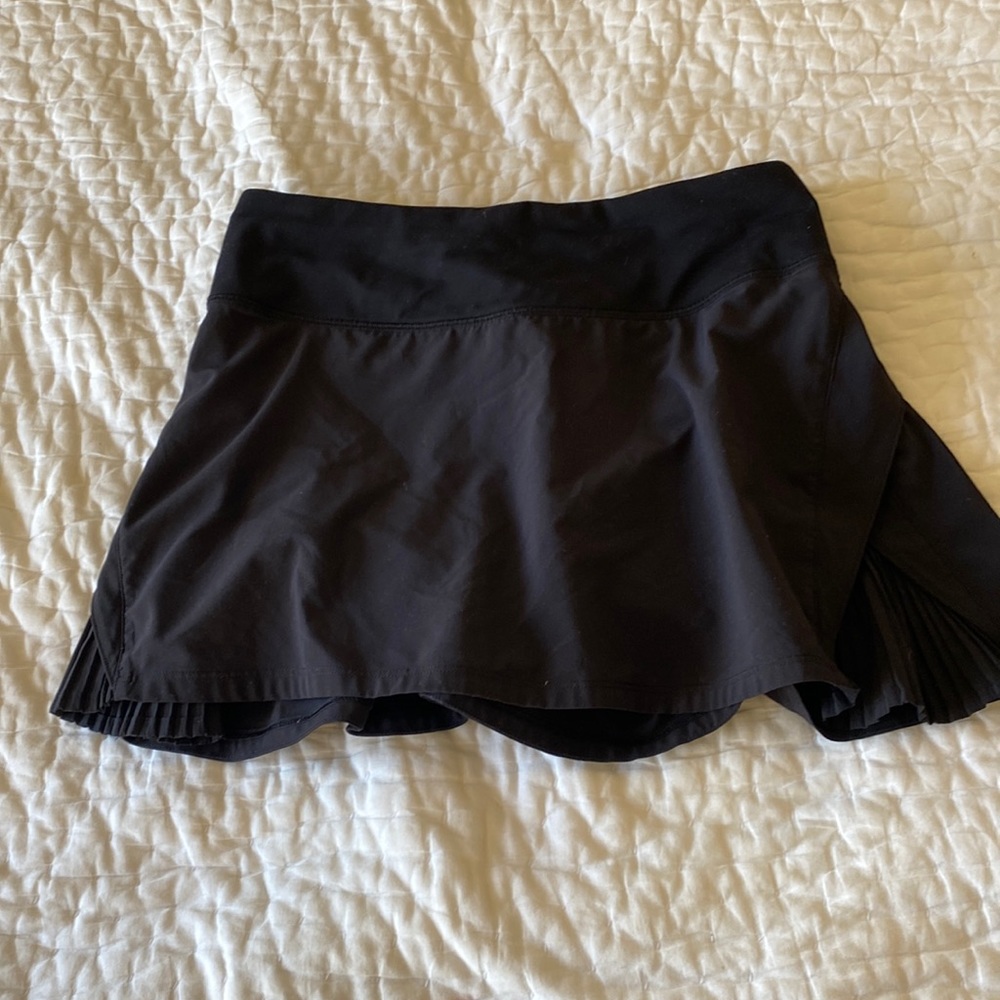 Lululemon skirt size 2